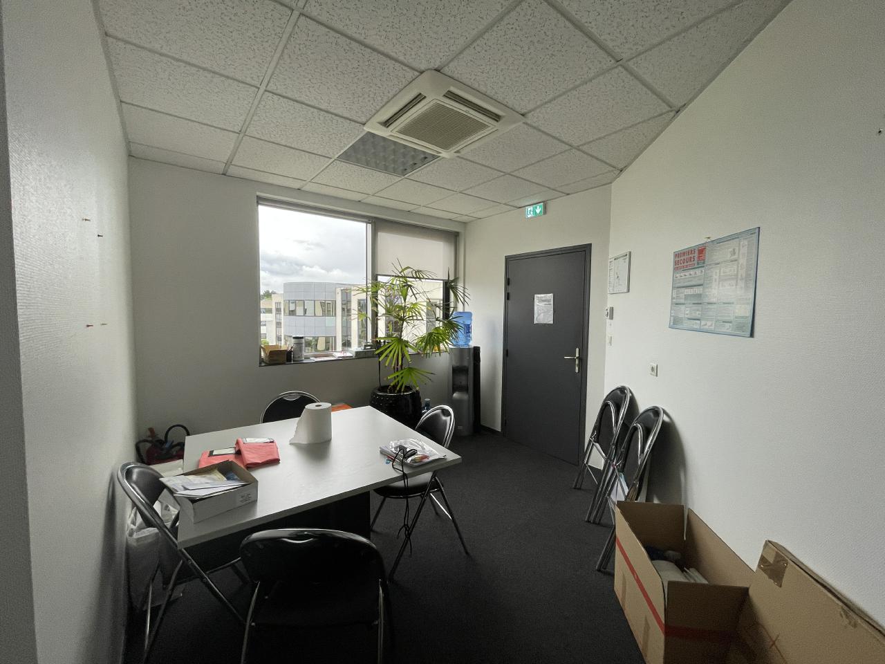 Bureau Saint-Grégoire 85m² Location bureau Saint-Grégoire Ille-et-Vilaine OLBUR2419566 1